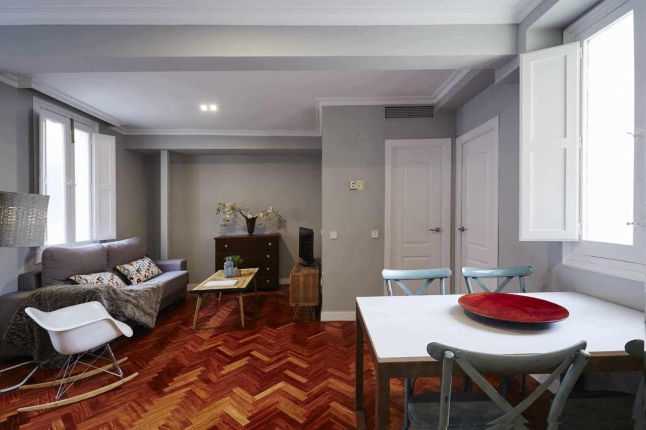 Apartamento V Alcalaretiro Ideal Parejas Madrid Bagian luar foto