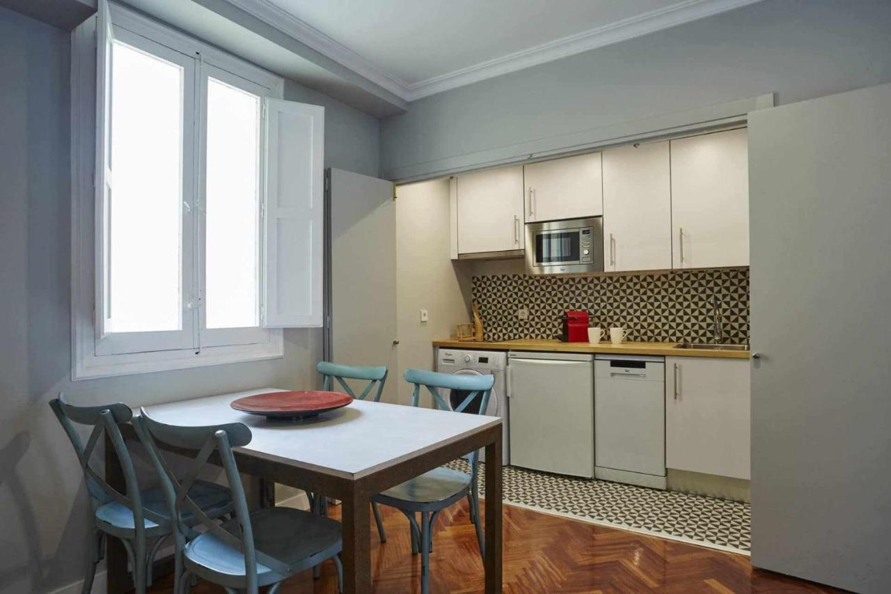 Apartamento V Alcalaretiro Ideal Parejas Madrid Bagian luar foto