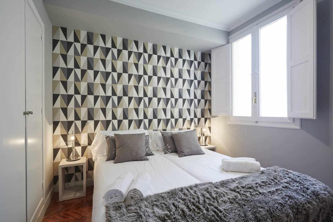 Apartamento V Alcalaretiro Ideal Parejas Madrid Bagian luar foto